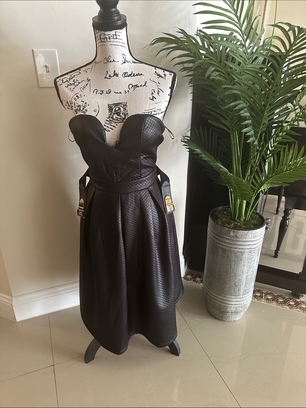 a'gaci Black Strapless Textured Sweetheart A-Line Dress